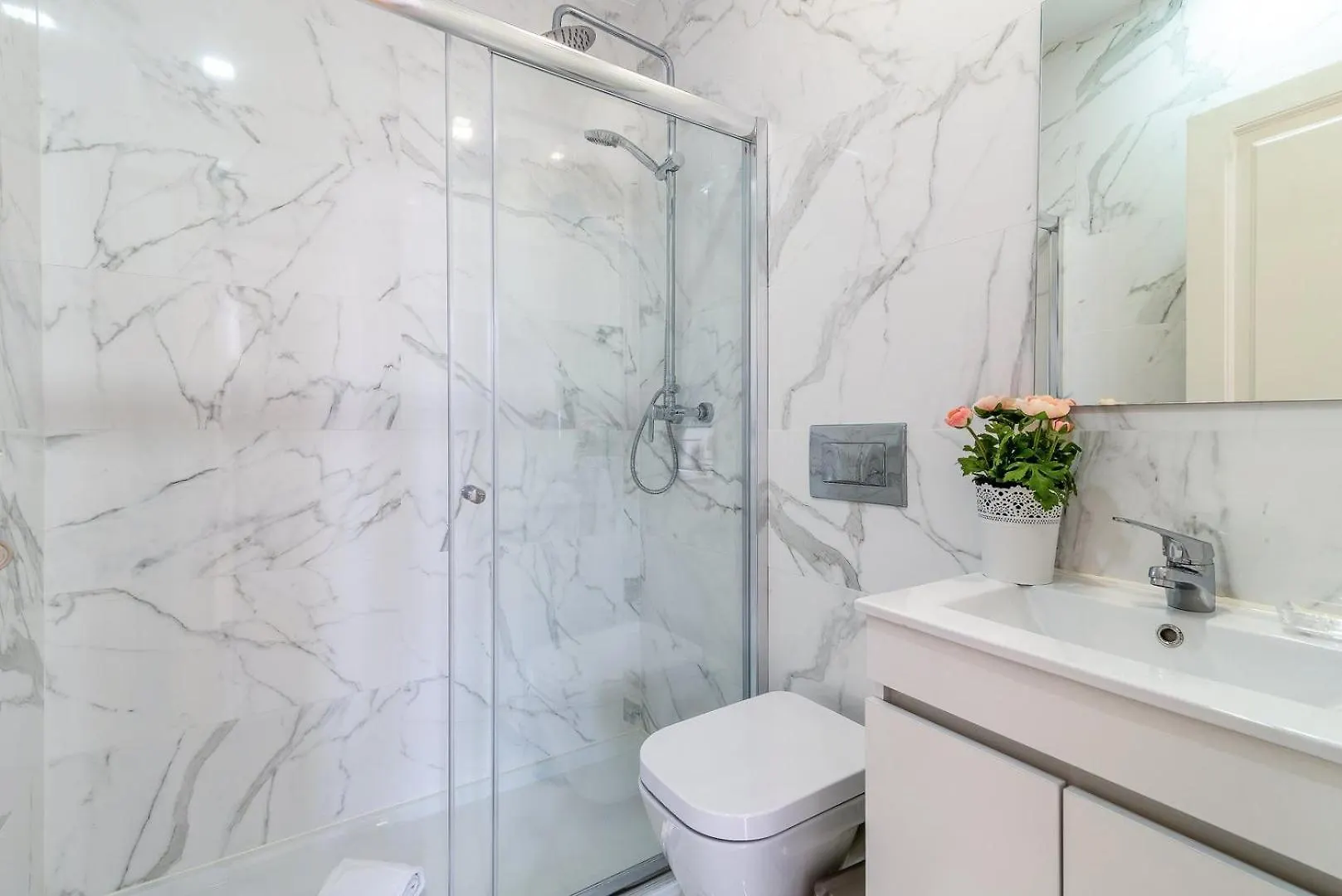 Guestready - Modern 2Bedroom Apartment In Graca Lisbona Portogallo