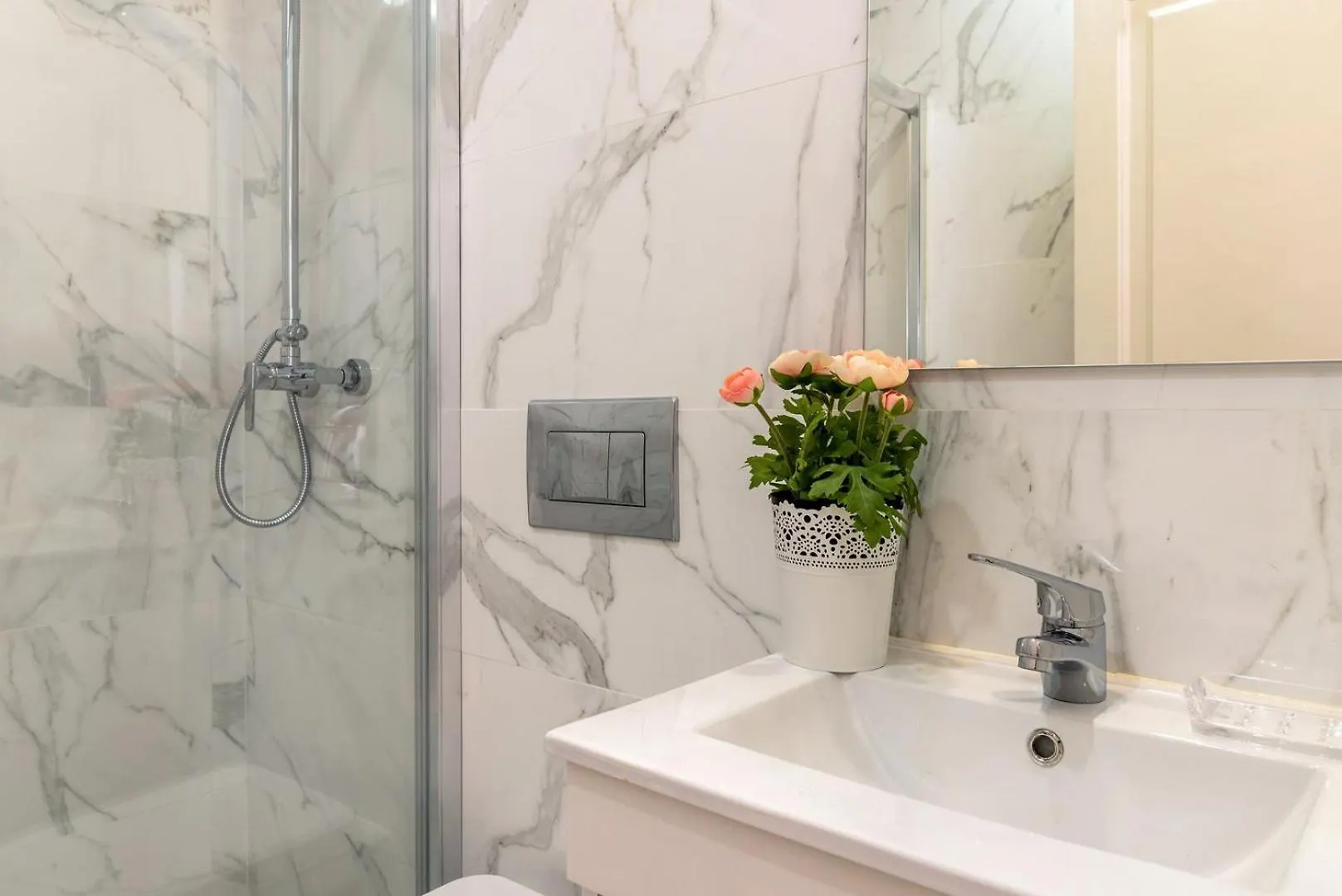 Guestready - Modern 2Bedroom Apartment In Graca Lisbon 0*,  Portugal